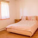 Holiday Home Green
