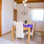 Holiday Home Green * Rakovica