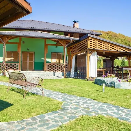 Vikendica Holiday Home Green Rakovica