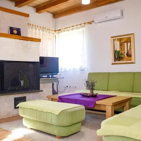 Holiday Home Green Holiday home Rakovica