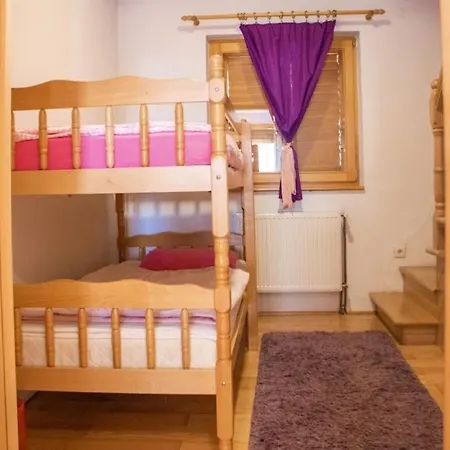 Holiday home Holiday Home Green Rakovica