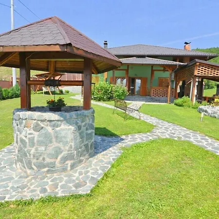 Holiday Home Green Rakovica